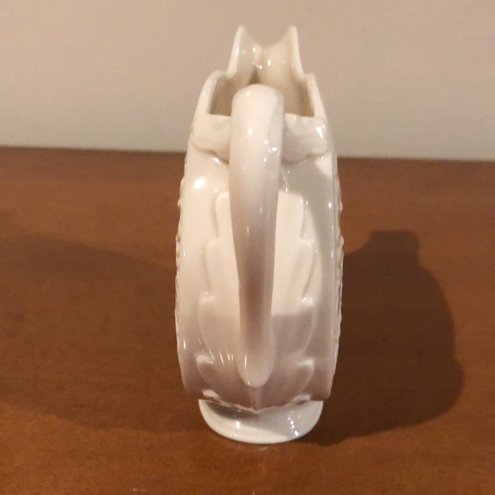Lenox pitcher - Picture 3 of 4
